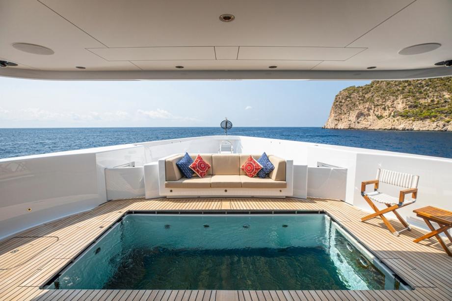 yacht Promise.
