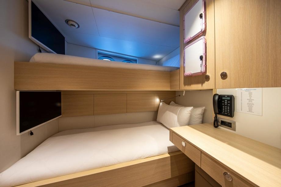 yacht Promise.