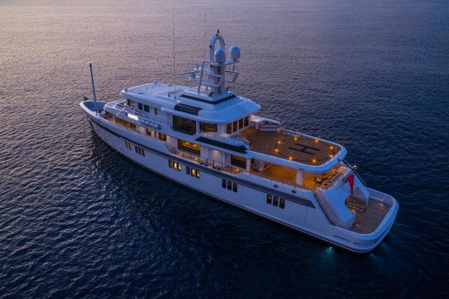 yacht Promise.