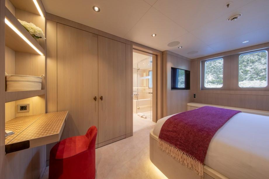 yacht Promise.