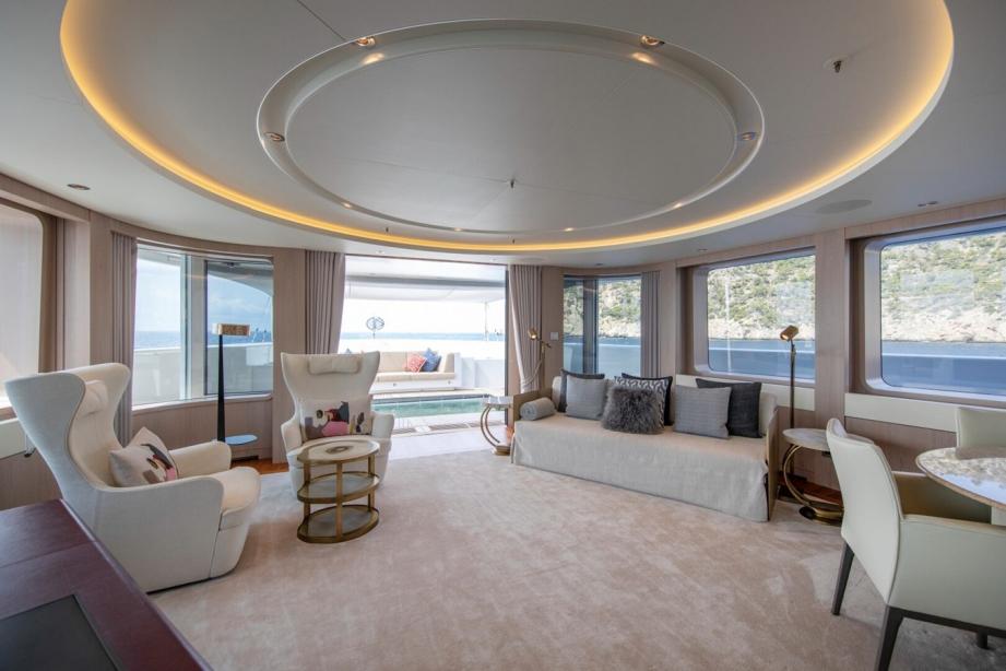 yacht Promise.