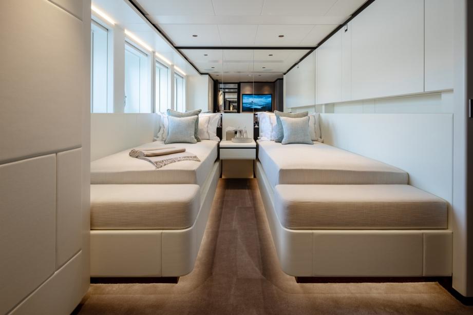 yacht Alp