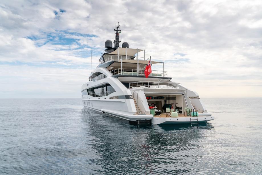 yacht Alp