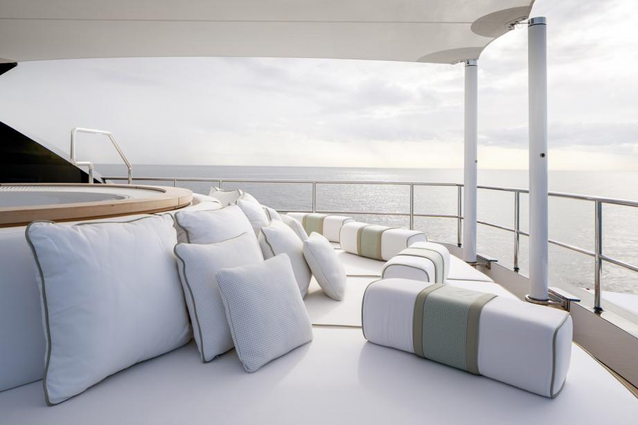yacht Alp