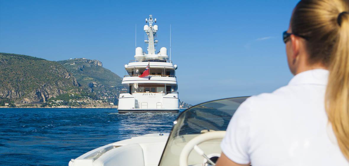 yacht Cynthia
