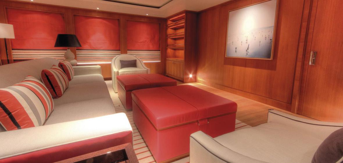 yacht Cynthia
