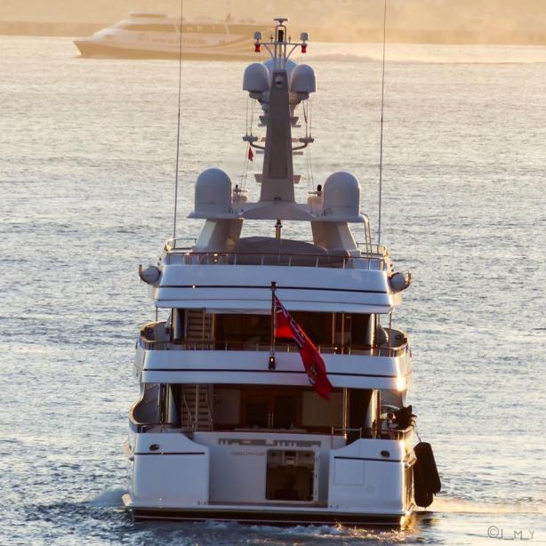 yacht Cynthia
