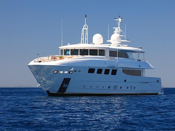 yacht Ulysses
