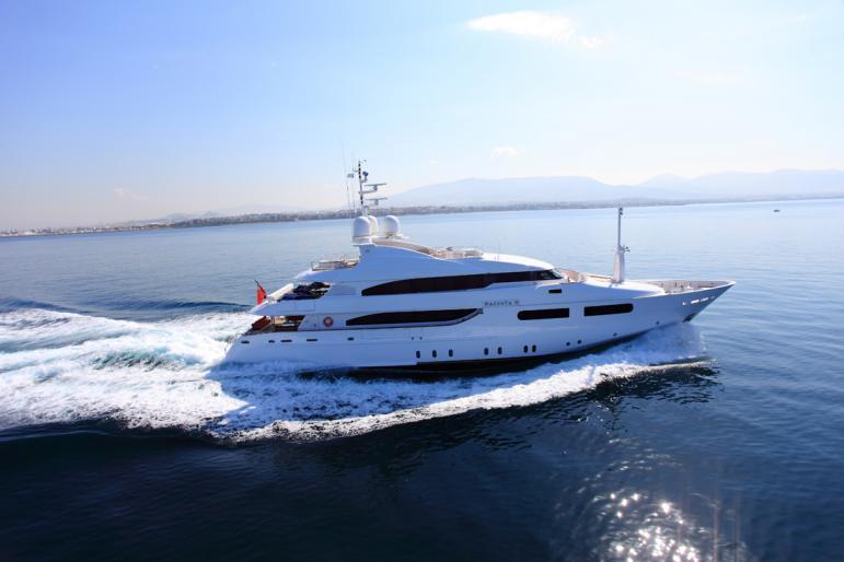 yacht Titian Pearl