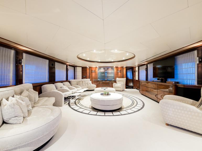 yacht Titian Pearl