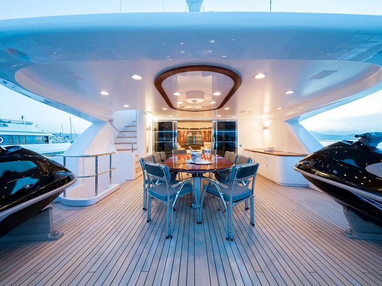 yacht Titian Pearl
