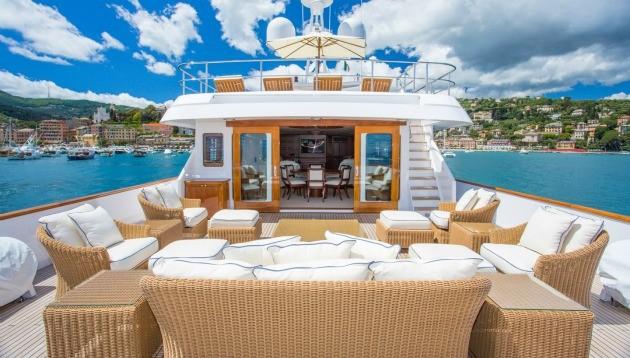 yacht True North