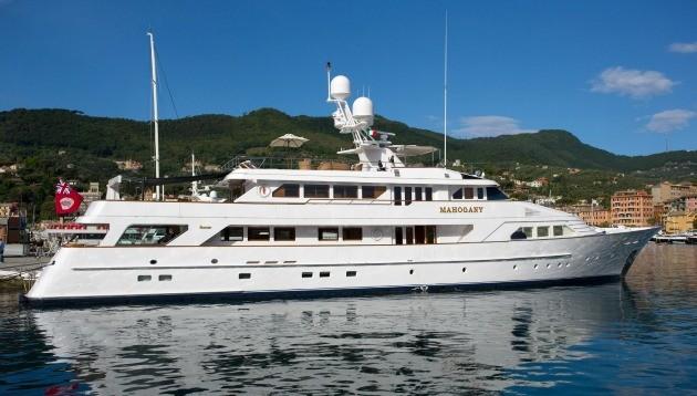 yacht True North