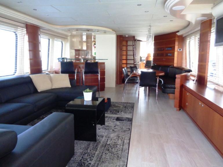 yacht Mariclaire