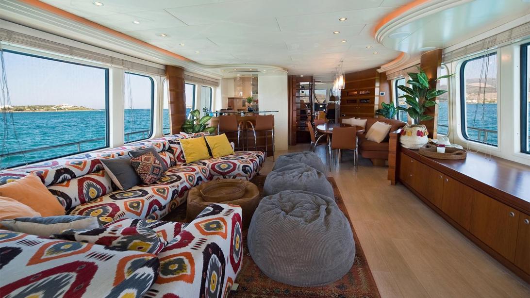 yacht Prana