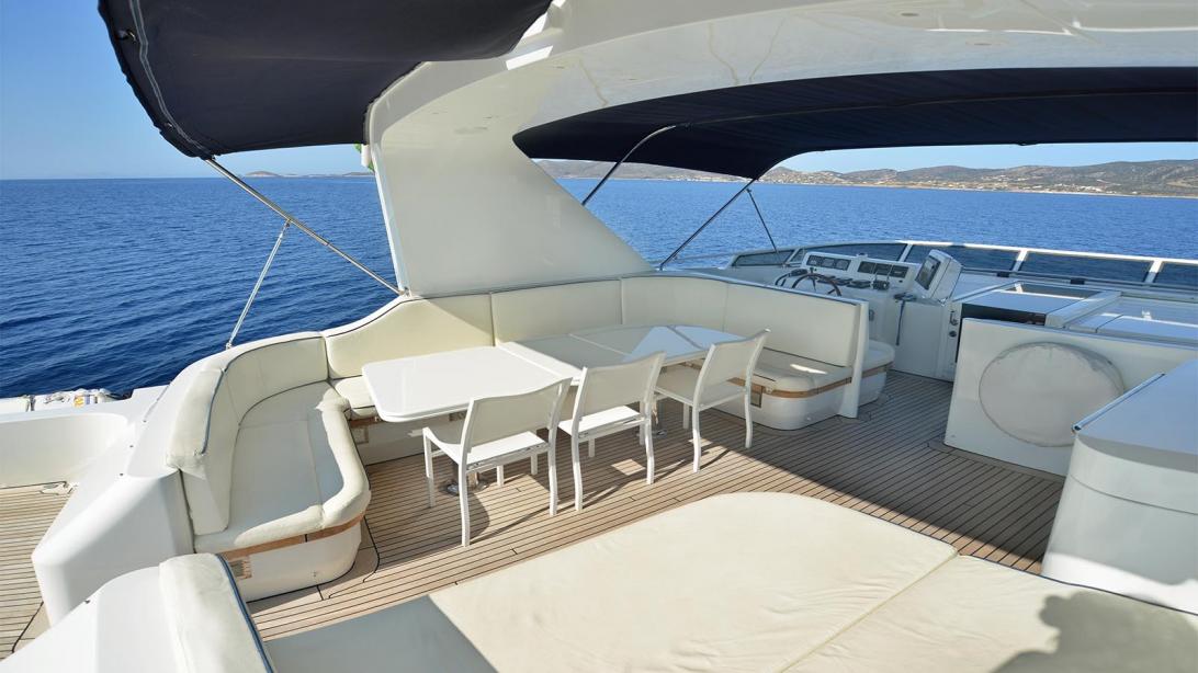 yacht Prana