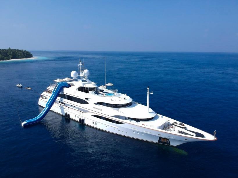 yacht Meamina