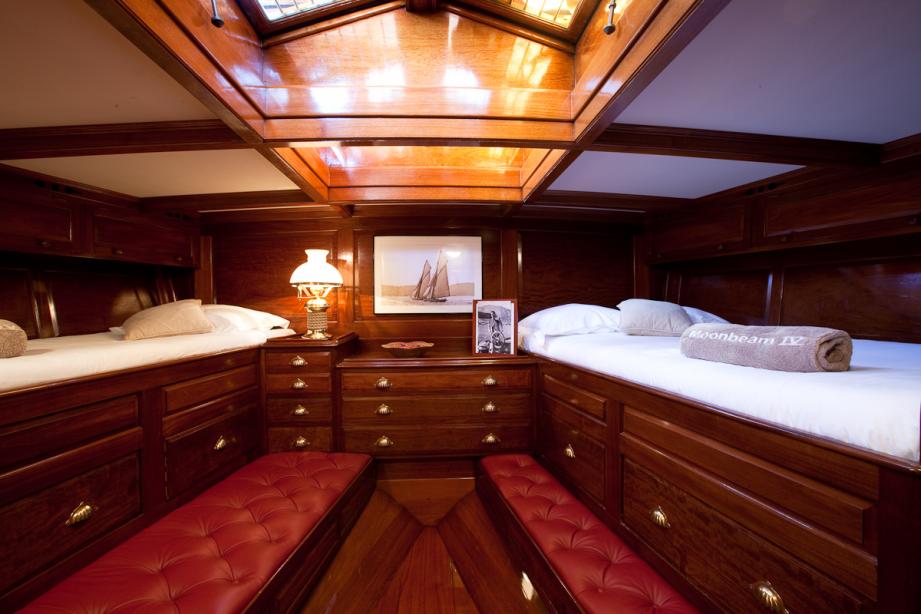 yacht Moonbeam IV