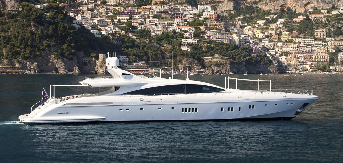 yacht Apricity