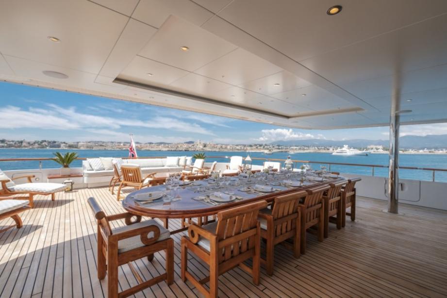 yacht Mosaique