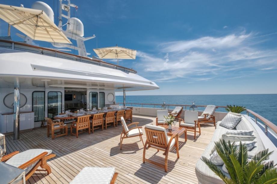 yacht Mosaique