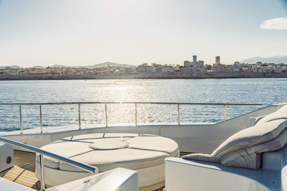 yacht Mosaique