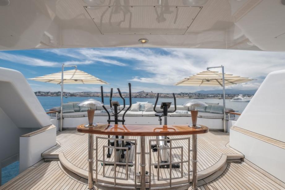 yacht Mosaique