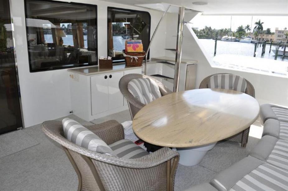 yacht Miss Direction