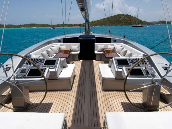 yacht Mystere