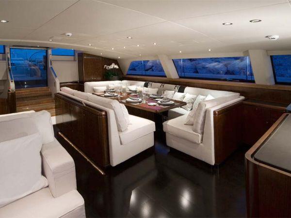 yacht Mystere