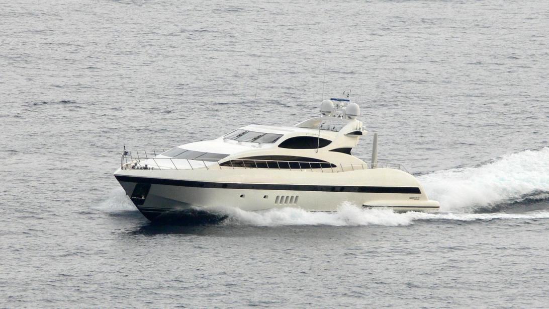 yacht Baby June III