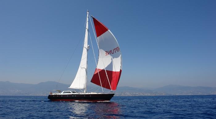yacht Adesa