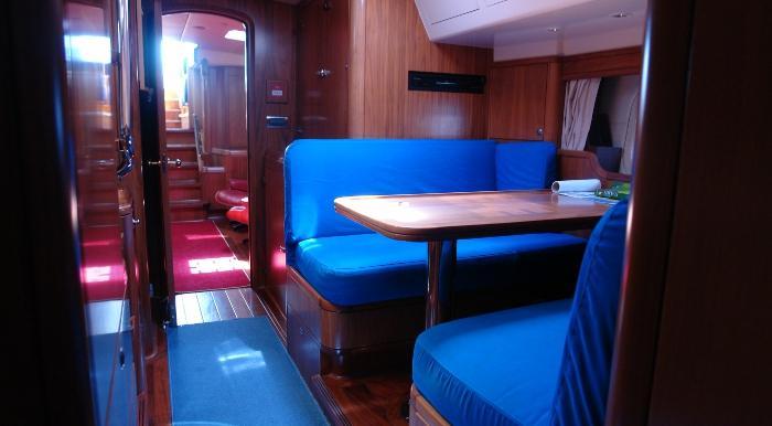 yacht Adesa