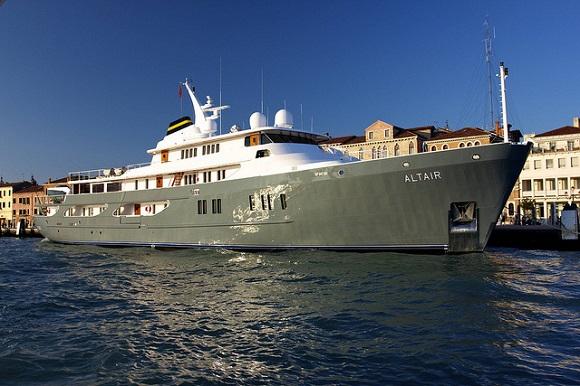 yacht Altair