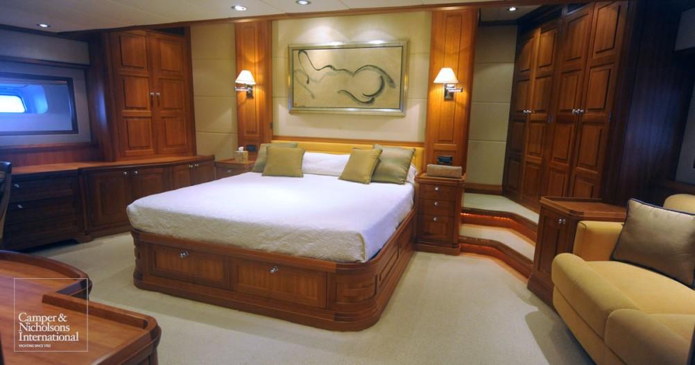 yacht Zalmon