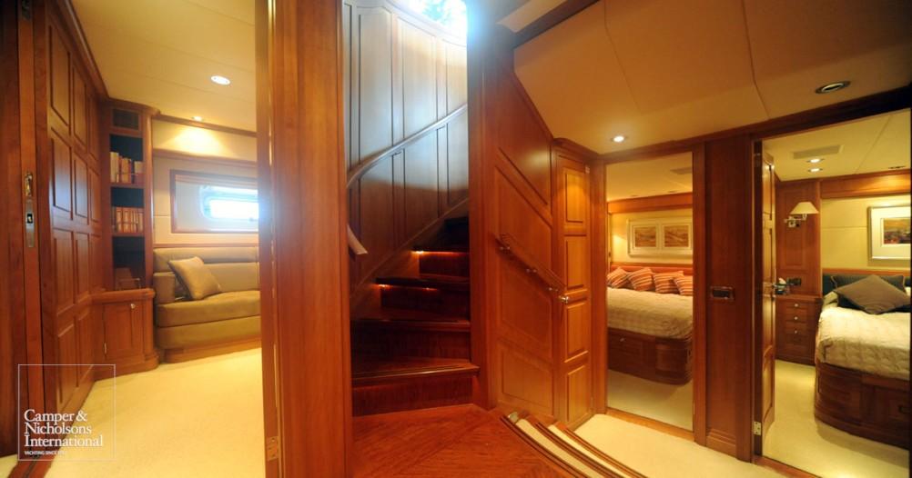 yacht Zalmon