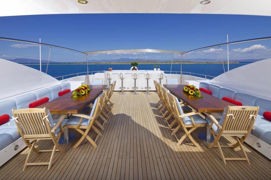 yacht O'ceanos
