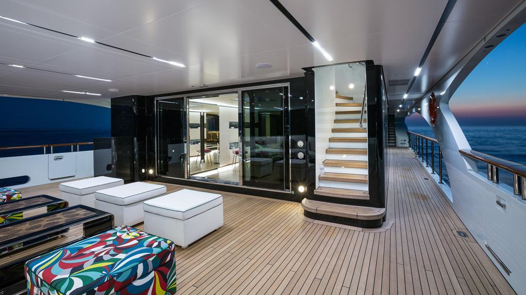 yacht Ocean Paradise