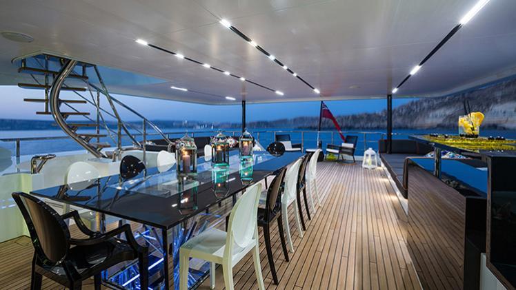 yacht Ocean Paradise