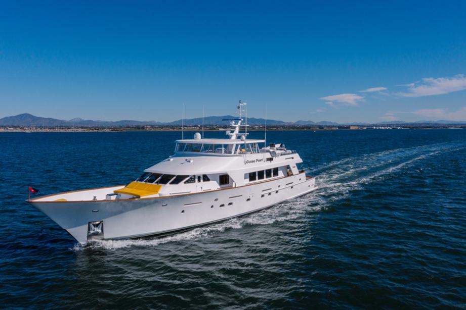 yacht Ocean Pearl 