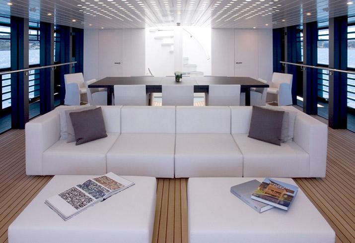 yacht Ocean Sapphire