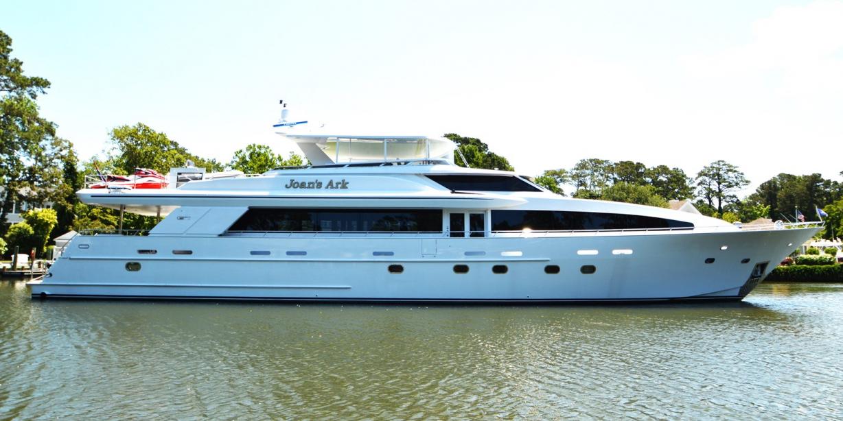 yacht Marbri